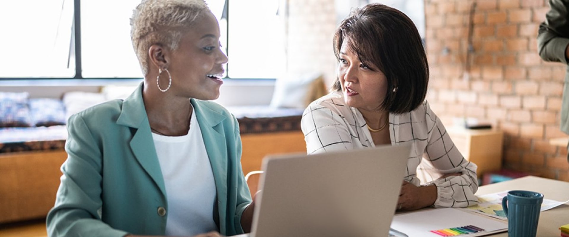 What are the benefits of link building training?